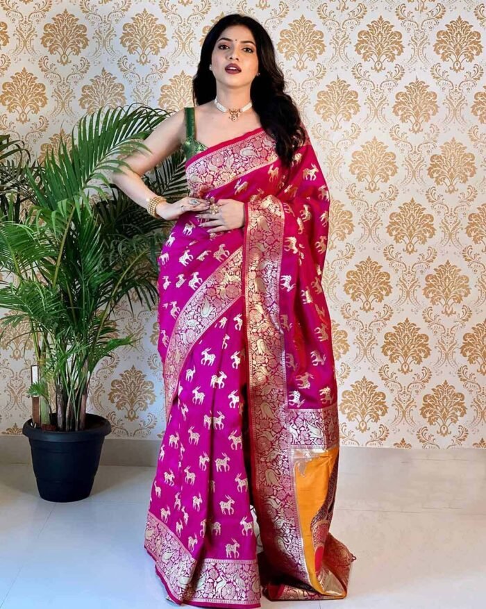 Soft Silk Banarasi Saree with Contrast Border - Image 1