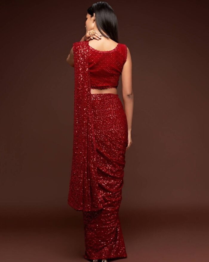 Women Embellished Saree with Contrast Border - Image 3