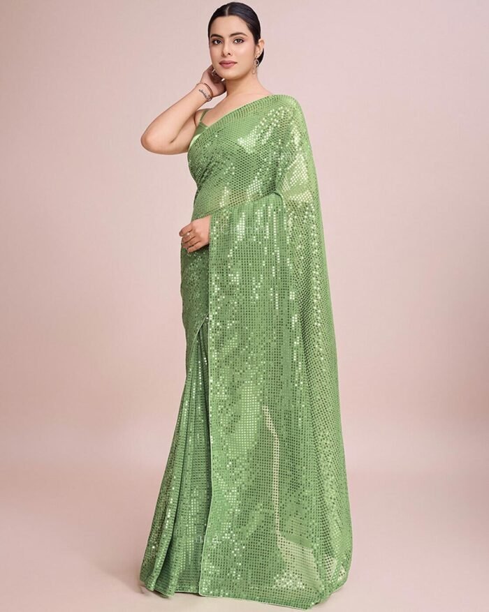 Women Embellished Saree with Sequins Detail - Image 2