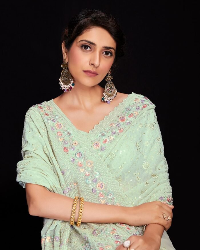 Floral Print Saree with Border - Image 3