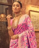 Women Floral Woven Kanjeevaram saree with Contrast Border - Image 2