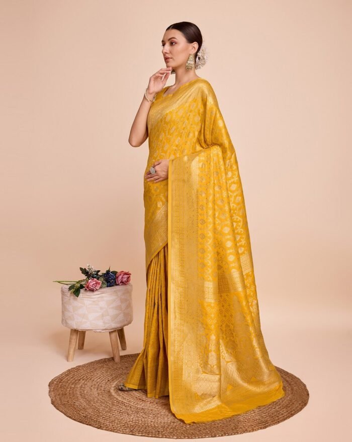 Women Kanjivaram Saree with Blouse Piece - Image 3